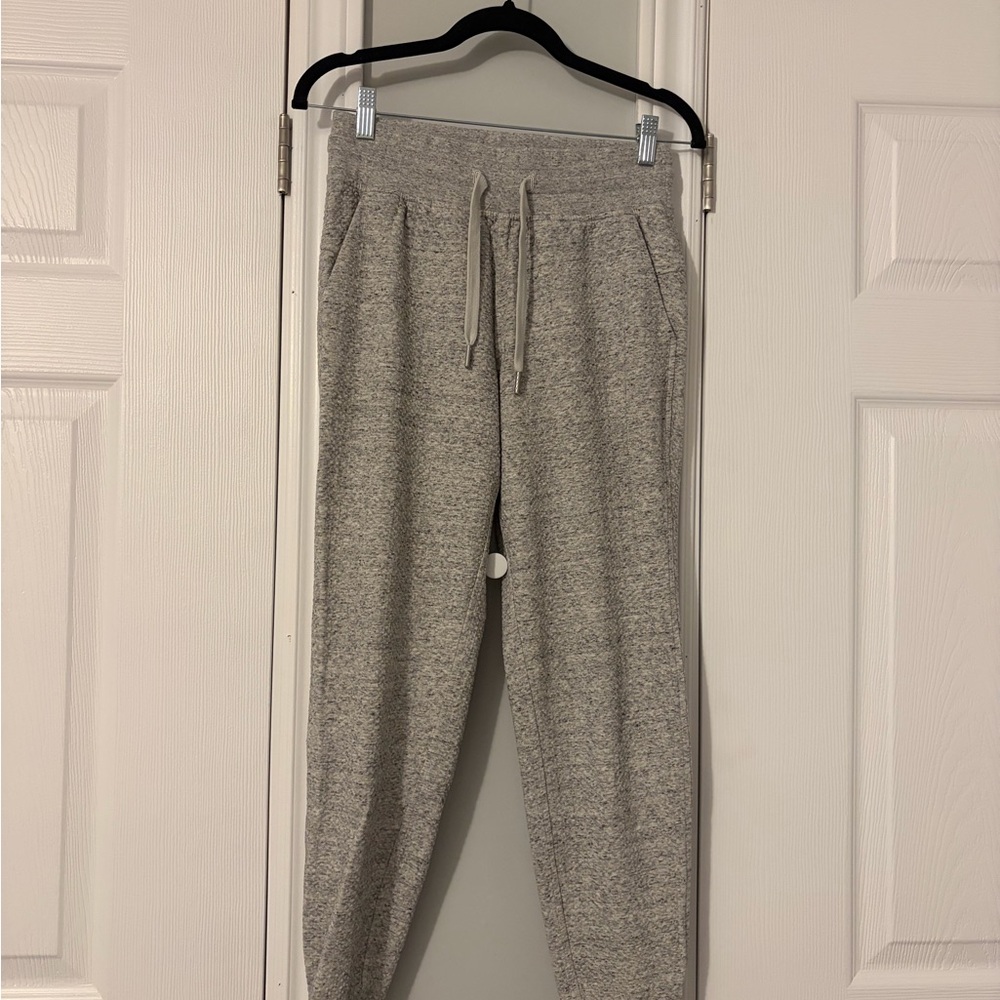 Lululemon Heather Gray Drawstring Jogger Pants Size 4